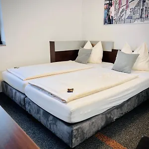  Vandrerhjem City-hostel Koeln-riehl